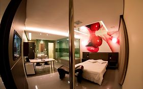 Vitara Motel (Adults Only)